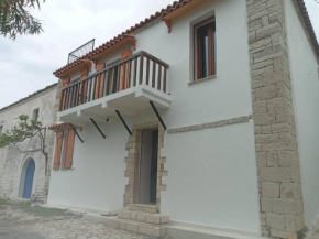 Cheerful 4 bedroom villa with patio